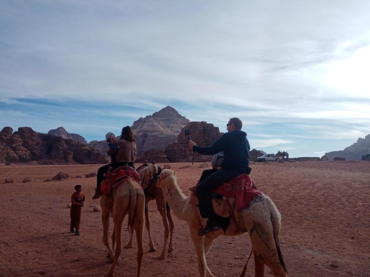 Zarb Desert Camp Wadi Rum Eksteriør billede